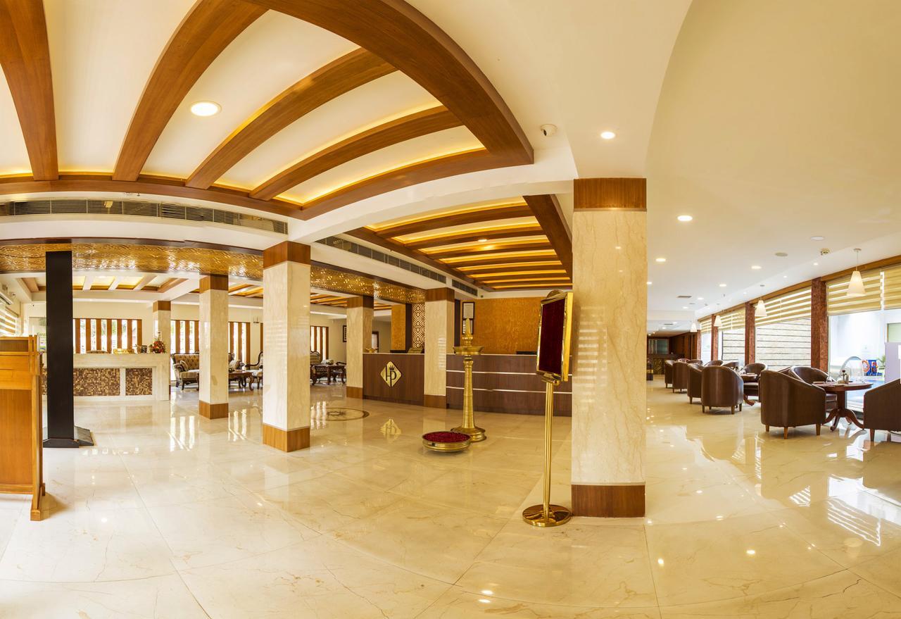 Hill Palace Hotel & Spa Коччи Экстерьер фото