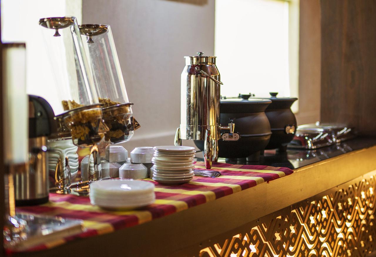 Hill Palace Hotel & Spa Коччи Экстерьер фото