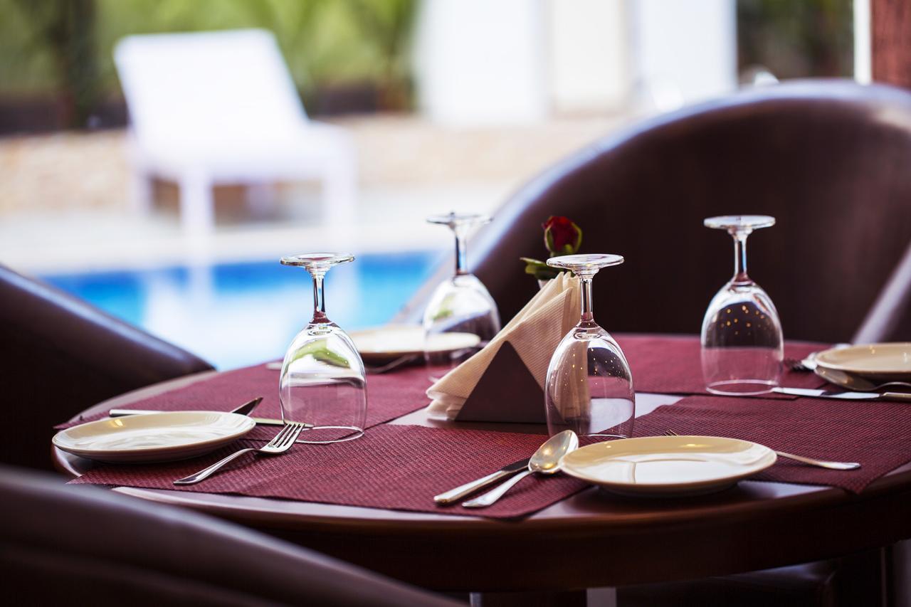Hill Palace Hotel & Spa Коччи Экстерьер фото